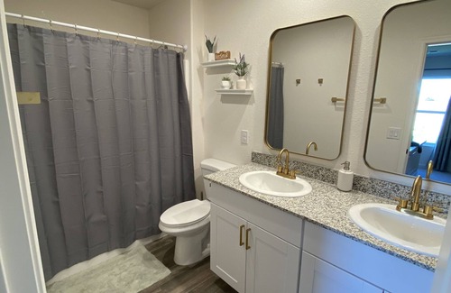 Fort Mohave House | Gorgeous 4 bedroom house with incredible backyard