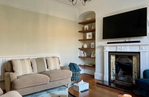 Northampton House | Gorgeous 4 bedroom Townhouse