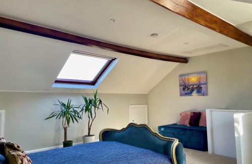 Northampton House | Gorgeous 4 bedroom Townhouse