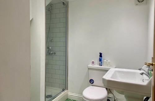 Northampton House | Gorgeous 4 bedroom Townhouse