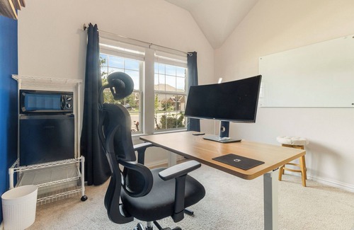Watauga House | Gorgeous 4Bed Home +Free Peloton Bike +Weight Room