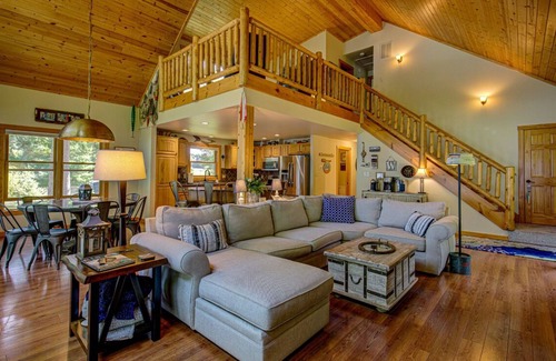 Eagle River Cabin | Gorgeous 5 Bedroom Lakefront Property on Eagle Lake-on the Eagle River Chain!