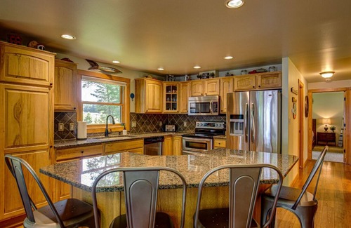 Eagle River Cabin | Gorgeous 5 Bedroom Lakefront Property on Eagle Lake-on the Eagle River Chain!