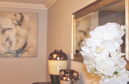 Marlborough House | GORGEOUS 5 Bedroom Home Close to BOSTON w/ WasherDryer + Free Parking
