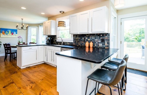 Baroda House | Gorgeous 6BR/4BA private home in Wine Country