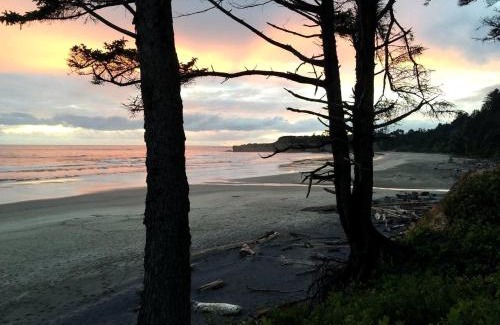 Otter Rock Ski Chalet | Gorgeous A-Frame by the Beach in Otter Rock, Oregon