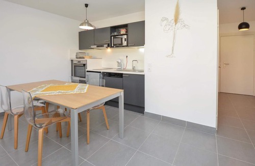 Aigues-Mortes Apartment | Gorgeous apartment in Aigues-Mortes