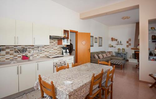 Cava dʼAliga Apartment | Gorgeous Apartment In Cava D'aliga