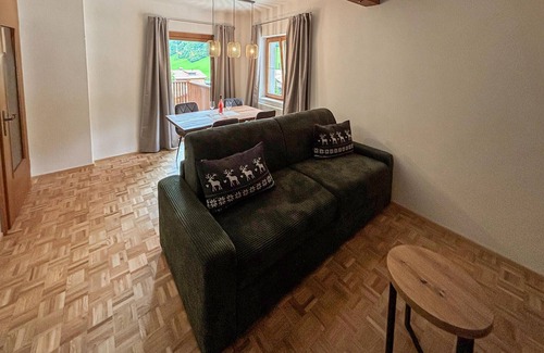 Klosterle Apartment | Gorgeous apartment in Klösterle with WiFi