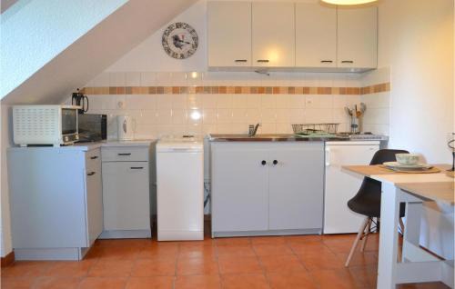 Vitrac Apartment | Gorgeous Apartment In Vitrac With Wifi