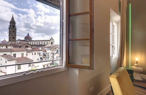 Santo Spirito Apartment | Gorgeous apartment with city views! Up to 8!
