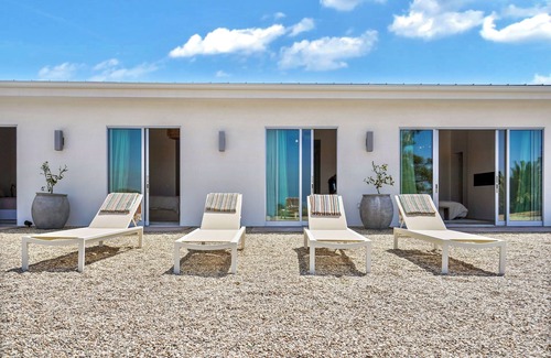 Western Malibu House | Gorgeous Architectural Malibu Ocean and Mountain View estate. Newly Built.