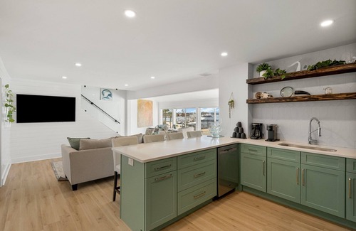 Upper Grand Lagoon Condo | Gorgeous Bayfront 2BR/3BA Condo | Marina Views