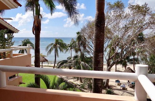 Puerto Aventuras Condo | Gorgeous Bi-Level Beachfront Penthouse, Spectacular Ocean View, Great Location
