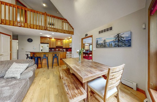 Lake Harmony Estates Ski Chalet | Gorgeous Chalet in the Perfect Setting, Truly One of the Poconos Best