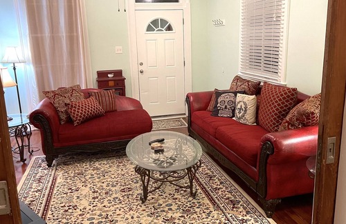 Bayou St. John House | Gorgeous Charm, 8 Blocks to Jazzfest, Located in the Heart of New Orleans!