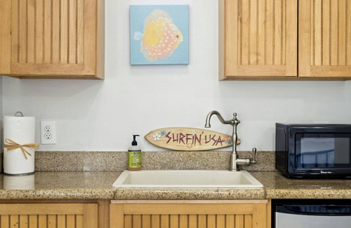 Crescent Beach House | Gorgeous coastal home, Washer dryer, Wifi and close to beach access