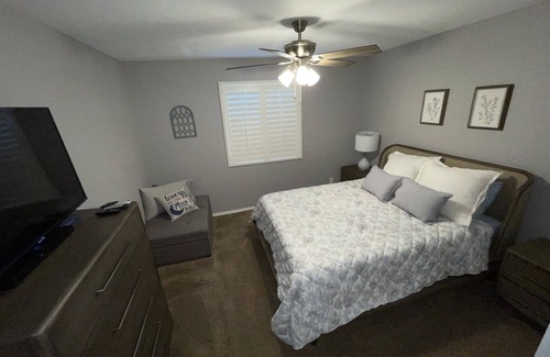 Bullhead City House | GORGEOUS Colorado River Retreat