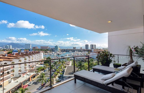 Marina Vallarta Condo | Gorgeous condo in exclusive Nima Bay Marina Vallarta
