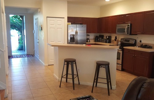 Riviera Beach House | Gorgeous Condo near Beach, sleep 6