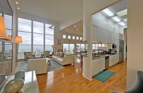 Villa Primera House | Gorgeous Contemporary Gulf Front Home w/Private Pool/Dog Friendly
