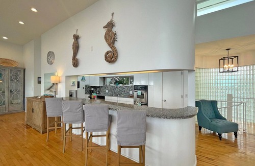 Villa Primera House | Gorgeous Contemporary Gulf Front Home w/Private Pool/Dog Friendly