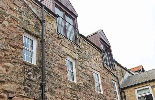 Seahouses Cottage | Gorgeous cosy Fisherman's cottage in Seahouses, Northumberland