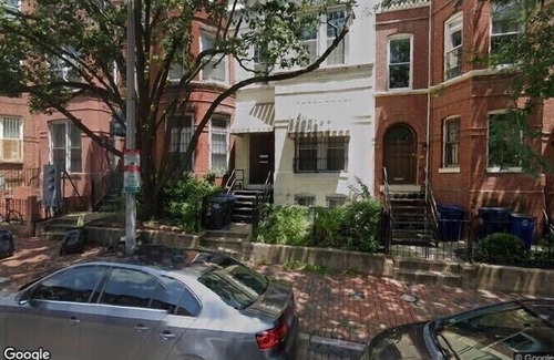 Mount Vernon Square House | Gorgeous Downtown TH Apt near all the Tourist Sites