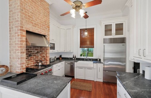 East Carrollton House | Gorgeous & Elegant Home In Uptown New Orleans!