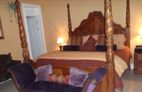 Montezuma House | Gorgeous estate luxury at its best 5 min to beach pool spa tennis court 5bed 6ba