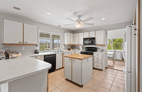 The Dunes House | Gorgeous Fairway Facing Estate with Pool in the Dunes Golf and Country Club