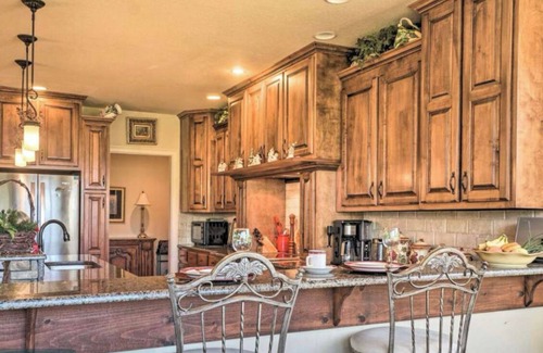 Franklin House | Gorgeous Franklin Holiday Home with Long Term Mountains Views/Special discounts