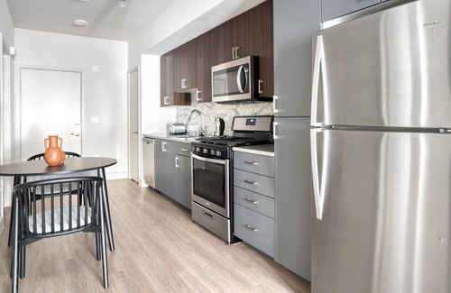 Fremont Apartment | Gorgeous Fremont 1BR w/ Gym, Pool & W/D, nr BART, by Blueground