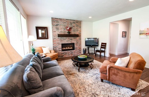 Boise House | Gorgeous Getaway Home in Southeast Boise