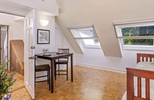 Camden House | Gorgeous Home and Yoga Studio