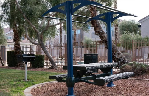 Las Vegas Apartment | Gorgeous home away from home