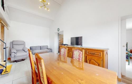 Malleville-les-Gres House | Gorgeous Home In Malleville-Les-Grès