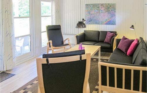 Oster Somarken House | Gorgeous Home In Aakirkeby With Wifi
