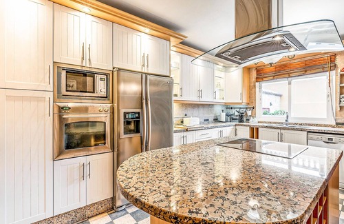 Torrequebrada House | Gorgeous home in Benalmádena with sauna