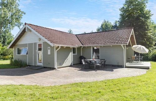 Dronningmolle House | Gorgeous home in Dronningmølle