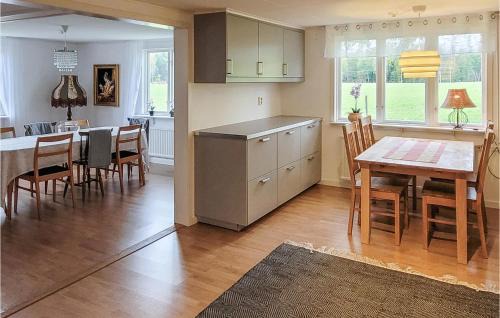 Eksjo Municipality House | Gorgeous Home In Eksjö With Kitchen
