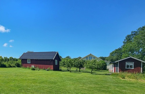 Ellos House | Gorgeous home in Ellös with WiFi