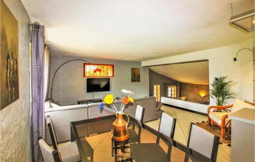 Entrechaux House | Gorgeous Home In Entrechaux