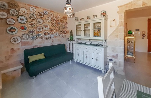 Erchie House | Gorgeous home in Erchie with WiFi