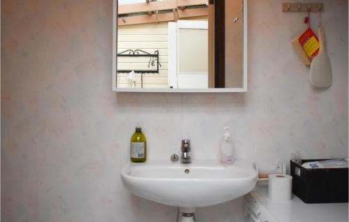 Tosteberga House | Gorgeous Home In Fjälkinge With Wifi