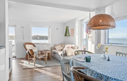 Snoghoj House | Gorgeous Home In Fredericia With Wifi