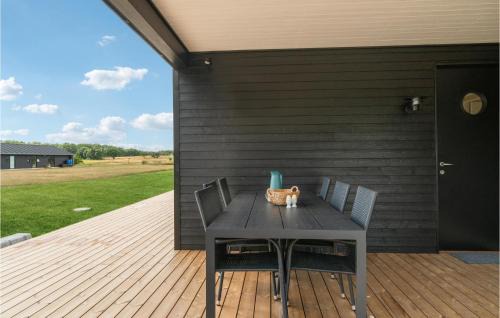 Grenaa House | Gorgeous Home In Grenaa With Kitchen