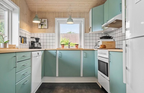 Flovt Strand House | Gorgeous home in Haderslev with sauna