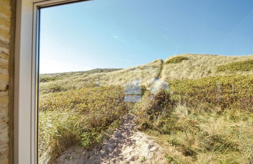 Bjerregard Strand House | Gorgeous home in Hvide Sande with sauna