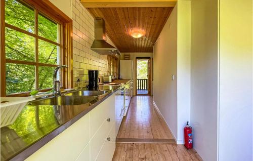Ljung House | Gorgeous Home In Mollaryd With Wifi